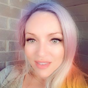 Meet your Posher, Rhoda